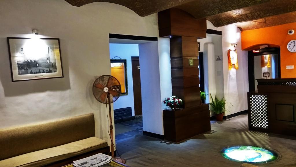 Hotel Heranya Katmandou Extérieur photo