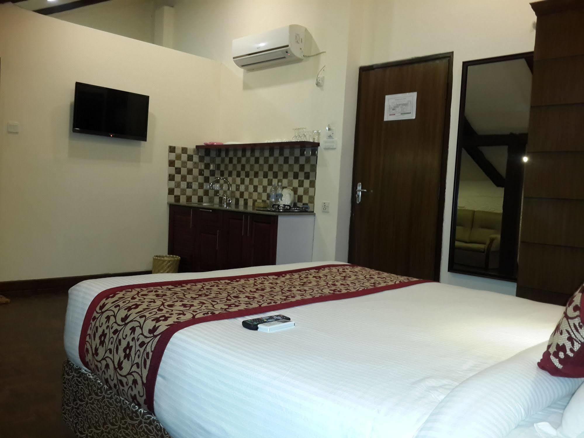 Hotel Heranya Katmandou Extérieur photo