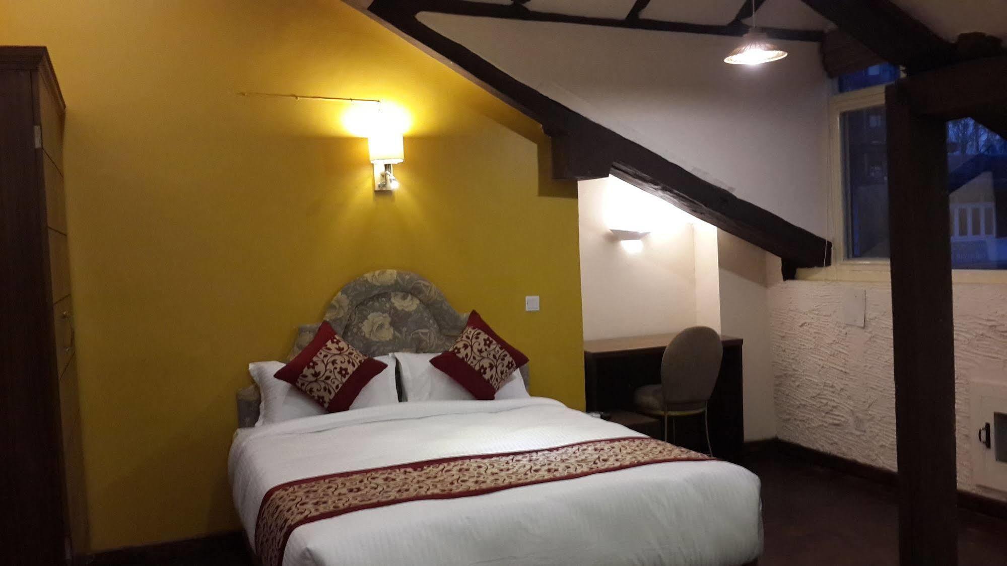 Hotel Heranya Katmandou Extérieur photo